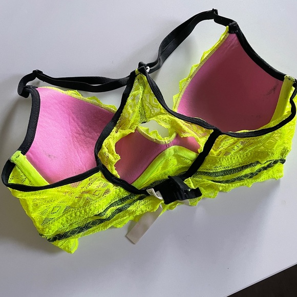 PINK Bralette - Picture 2 of 3